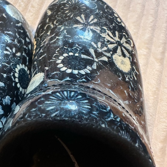 Sanita Black and White Floral Clogs - Picture 13 of 16